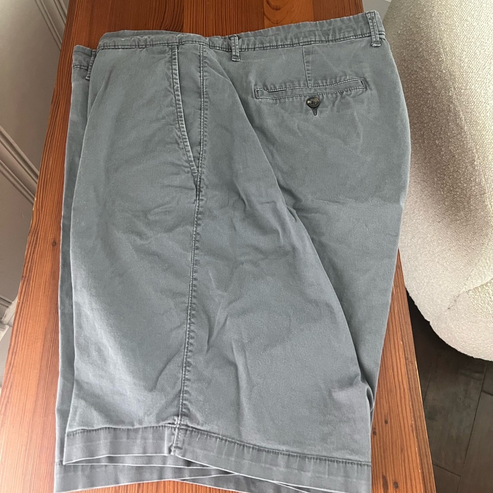 Men’s goodfellow shorts 42